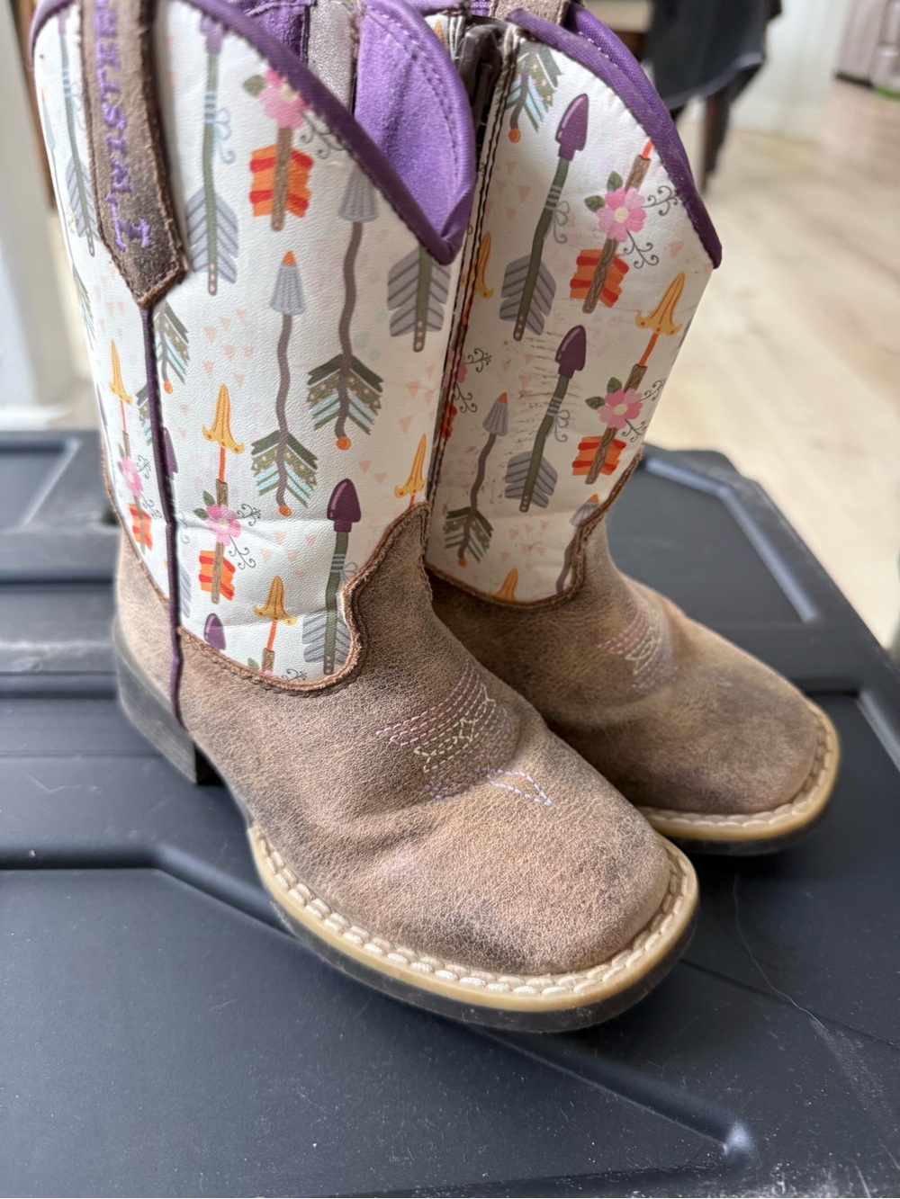 Twister Girls Brown and Purple Arrow Print Cowboy Boots